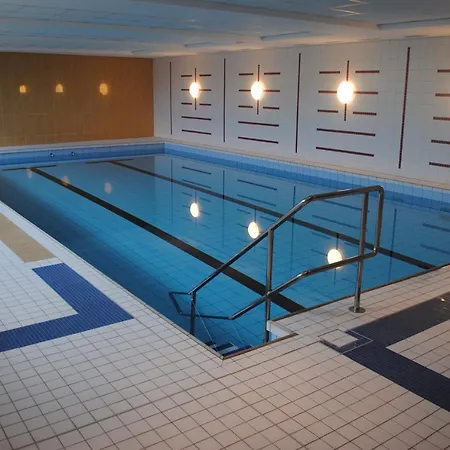 Hanseatic 612 دوهنين